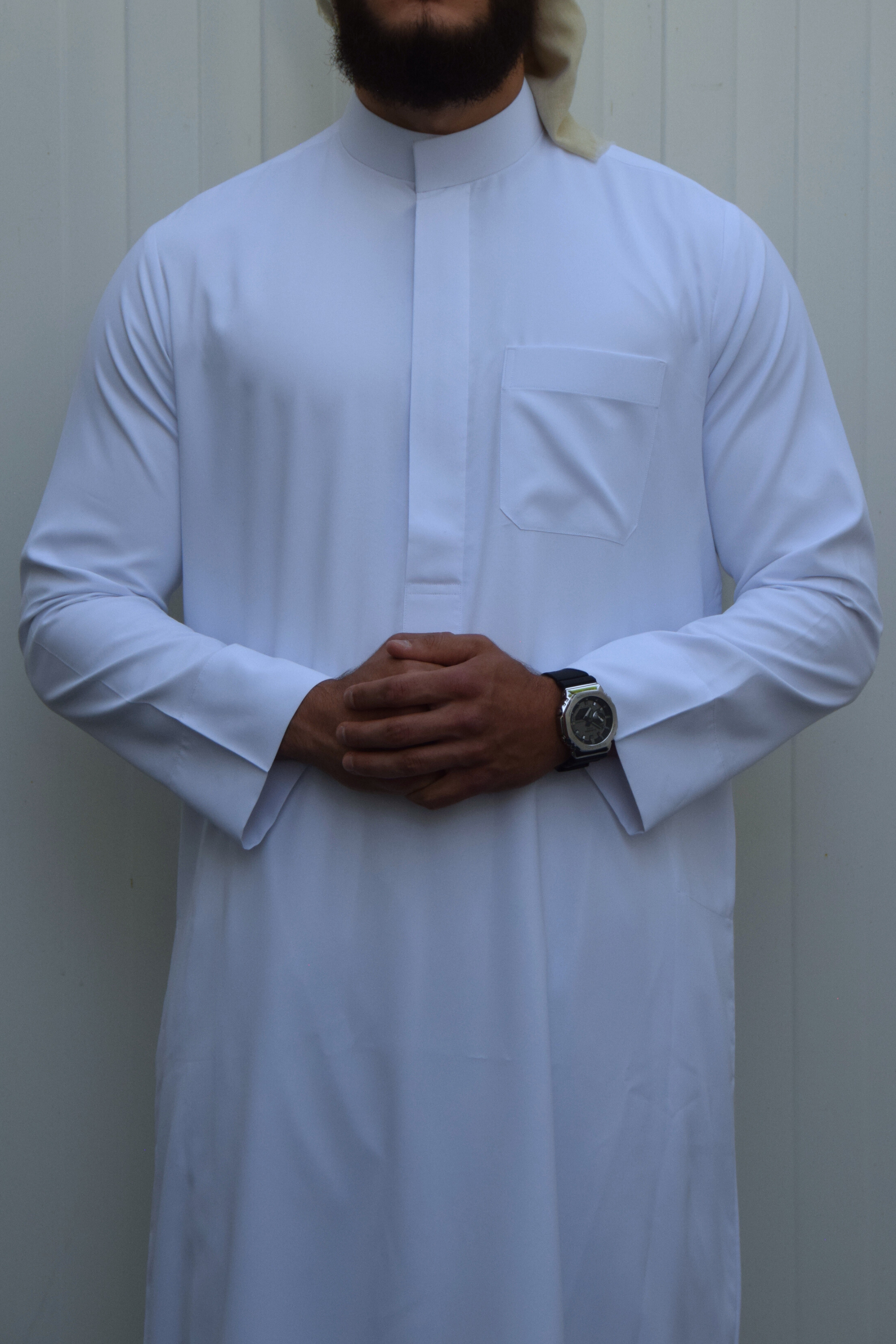 SAUDI QAMIS WEISS